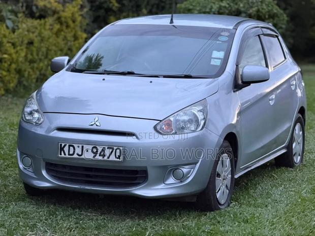 Mitsubishi Mirage 2015 Silver