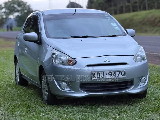 Mitsubishi Mirage 2015 Silver