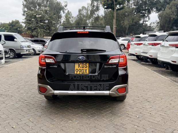 Subaru Outback 2017 Black