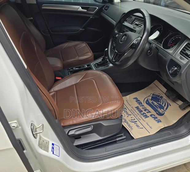 Volkswagen Golf 2016 White
