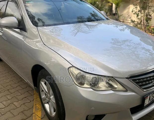 Toyota Mark X 2011 Beige