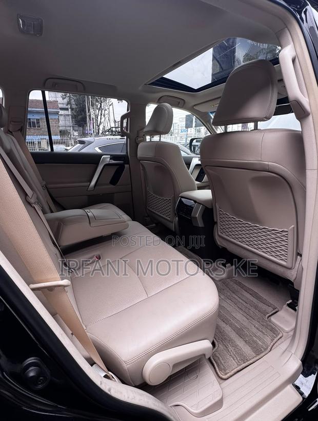 Toyota Land Cruiser Prado 2.7 2019 Black