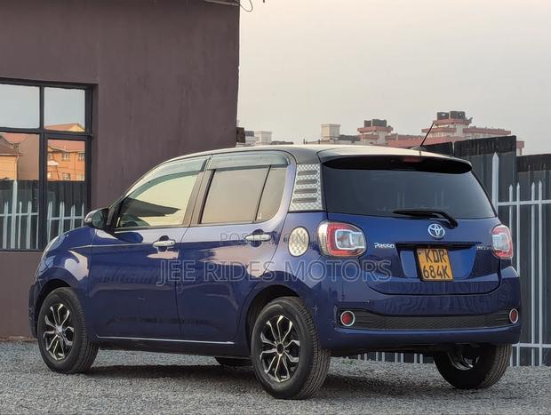 Toyota Passo 2017 Blue