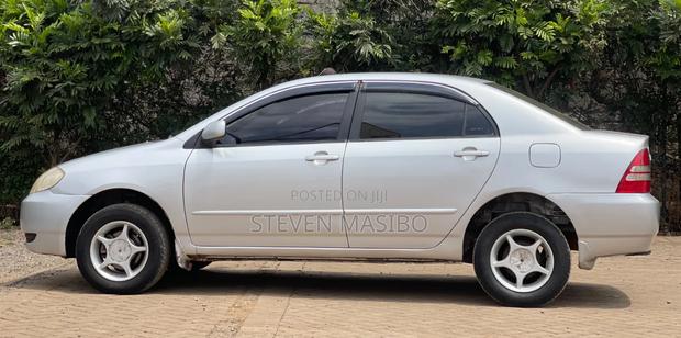 Toyota Corolla 2004 Silver