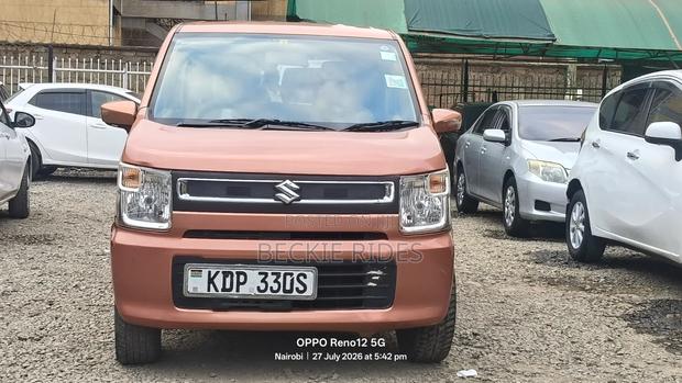 Suzuki Wagon R 2017 Gold
