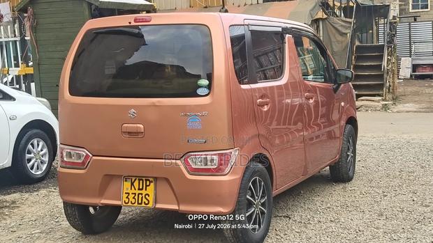 Suzuki Wagon R 2017 Gold
