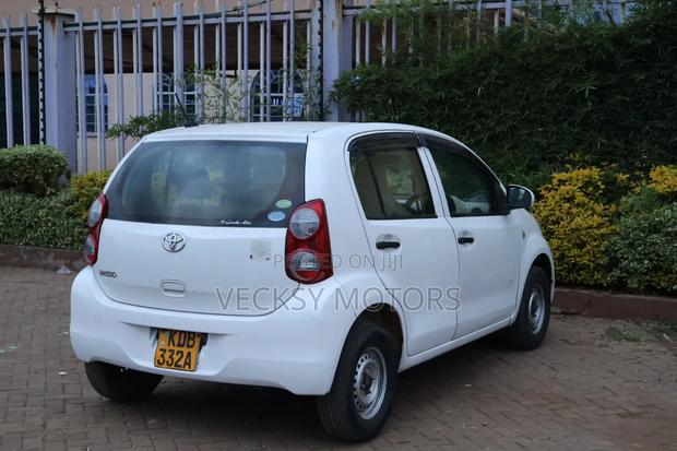 Toyota Passo 2013 White