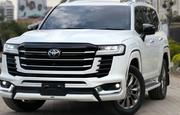 Toyota Land Cruiser 2022 White for sale