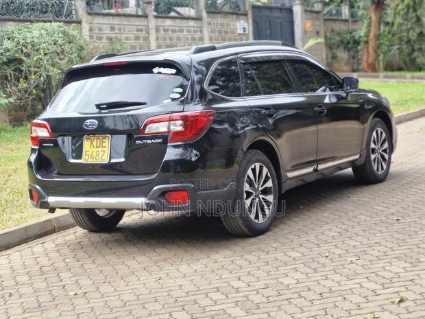 Subaru Outback 2017 Black
