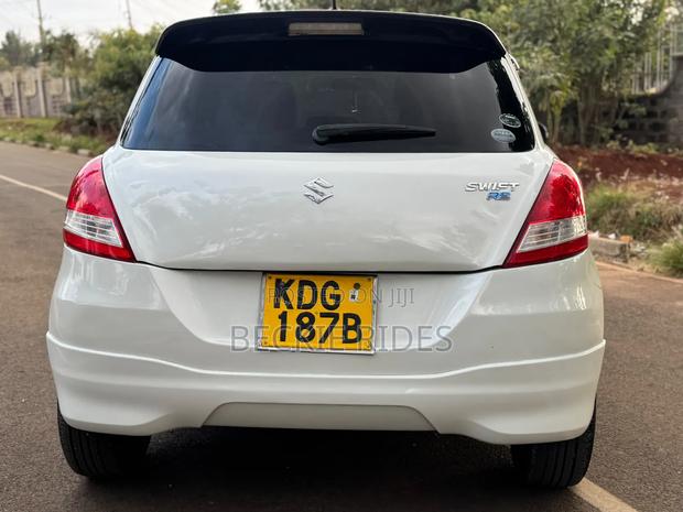 Suzuki Swift 2014 Pearl