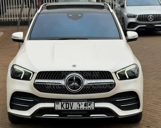 Mercedes-Benz GLE-Class 2019 White