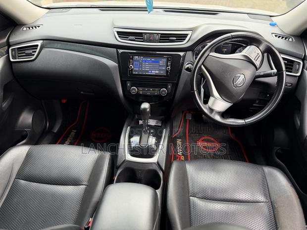 Nissan X-Trail 2016 White