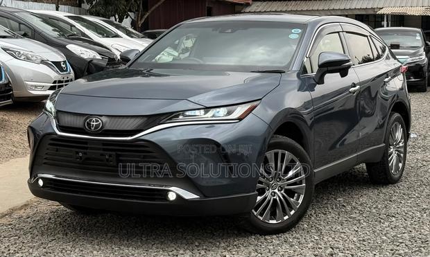 Toyota Harrier 2020 Green