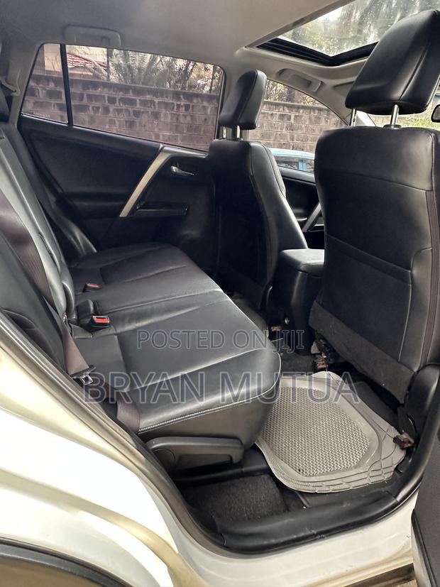 Toyota RAV4 2015 White