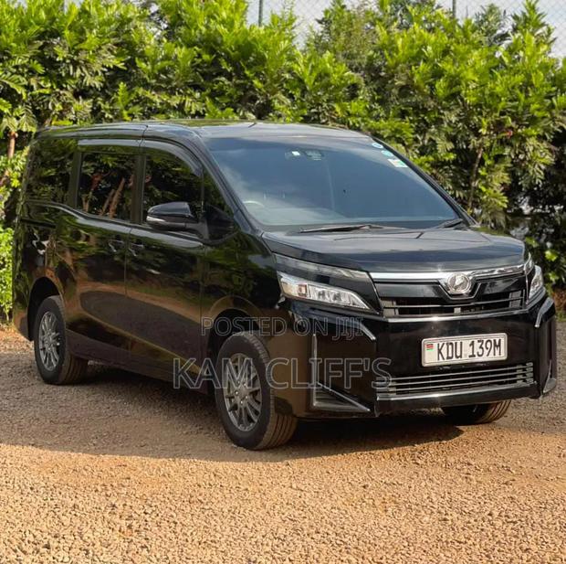 Toyota Noah 2020 Black