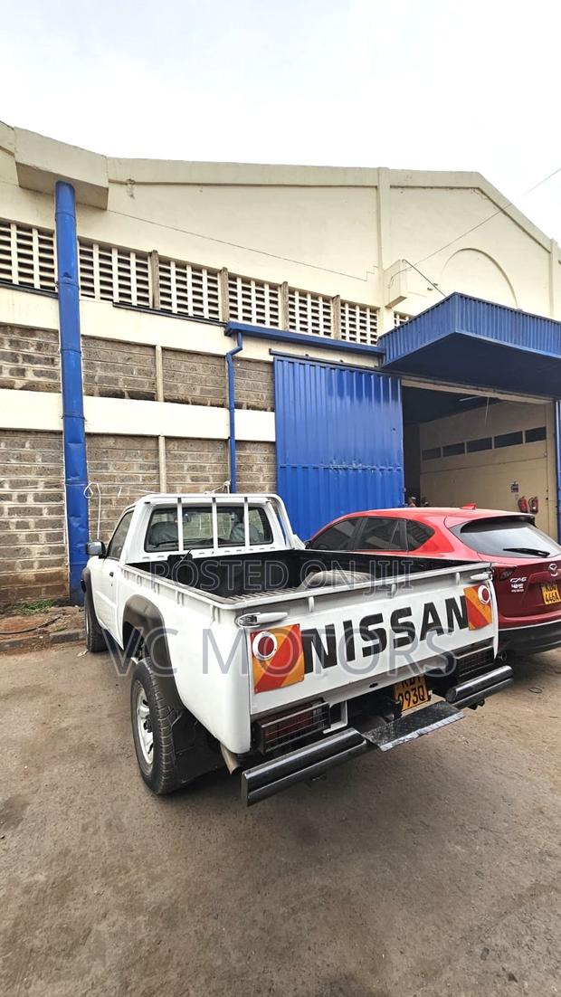 Nissan Patrol 2016 White