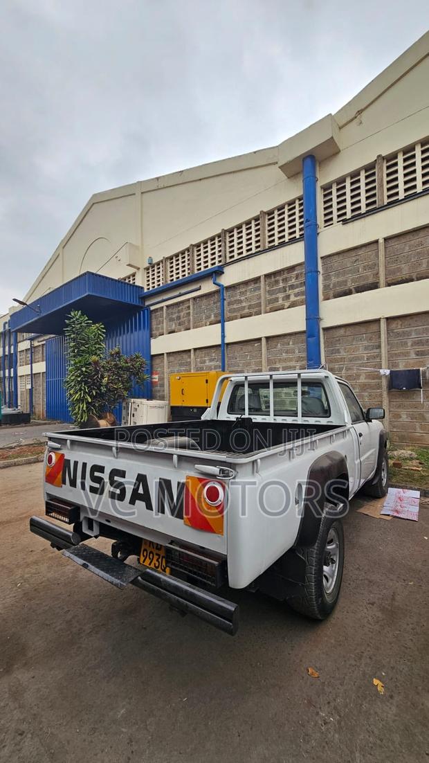 Nissan Patrol 2016 White