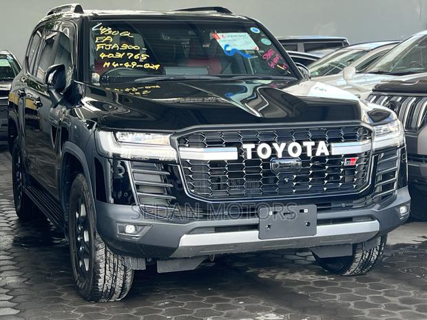 Toyota Land Cruiser 2022 Matt Black