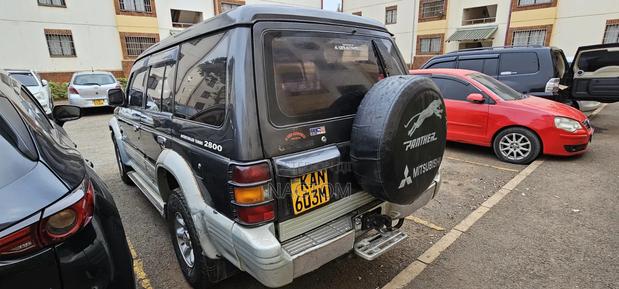 Mitsubishi Pajero 1994 Blue
