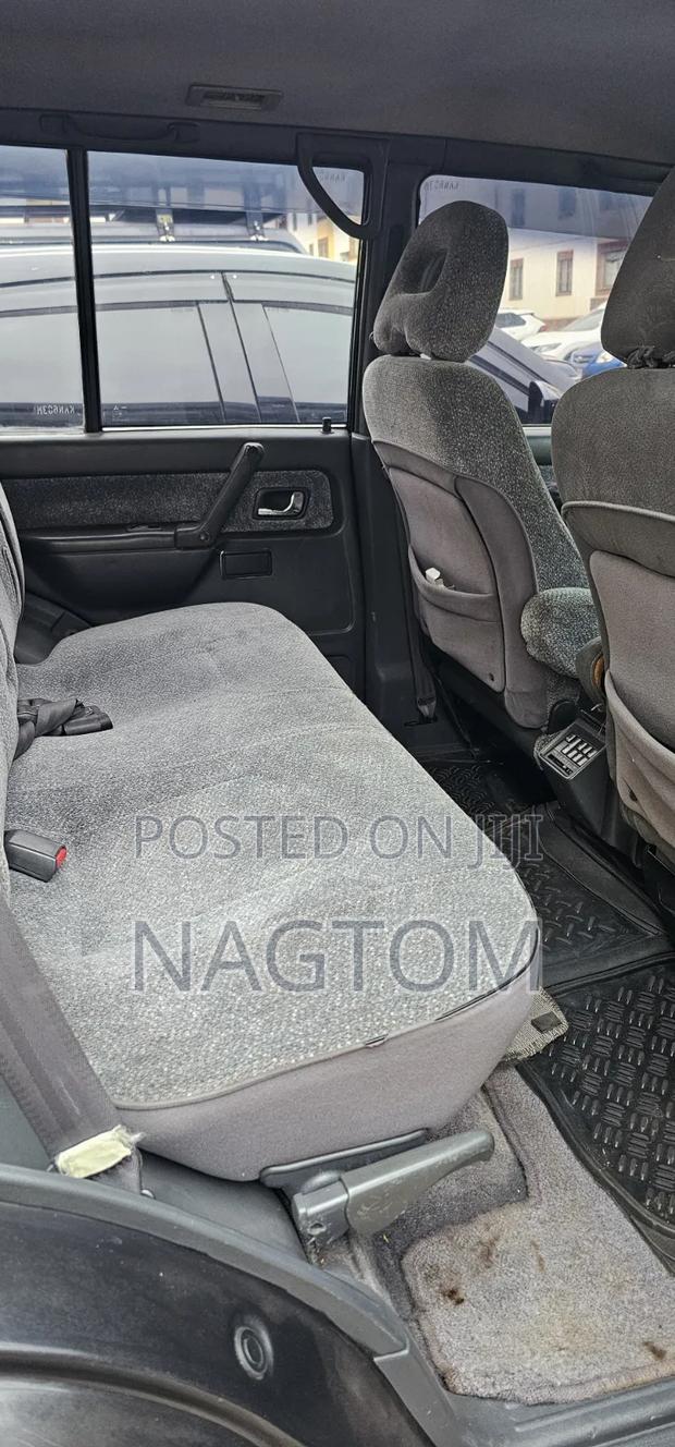 Mitsubishi Pajero 1994 Blue