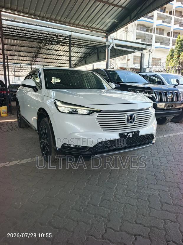 Honda Vezel 2021 White