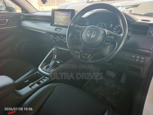 Honda Vezel 2021 White