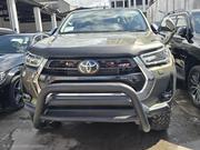Toyota Hilux 2021 Gold for sale