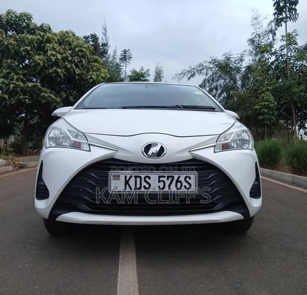 Toyota Vitz 2018 Pearl