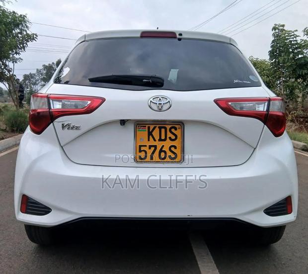 Toyota Vitz 2018 Pearl