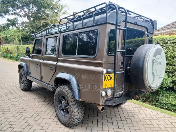 Land Rover Defender 2012 Brown