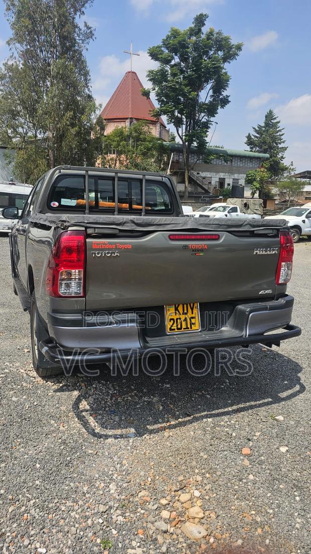 Toyota Hilux Revo Double Cab Deisel 2.4 RWD 2021 Gray