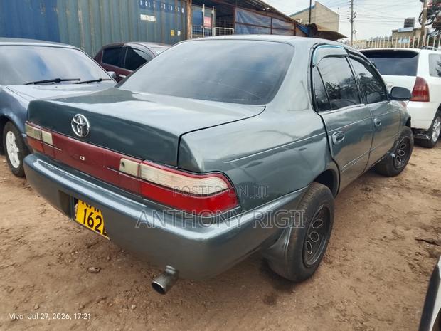 Toyota Corolla 1996 Gray