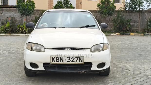 Hyundai Accent 1998 White