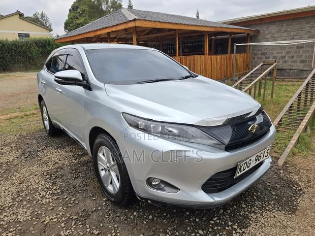 Toyota Harrier 2015 Silver
