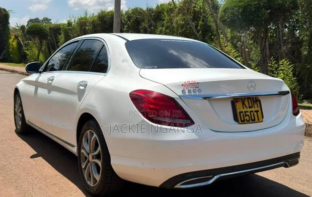 Mercedes-Benz C200 2016 White
