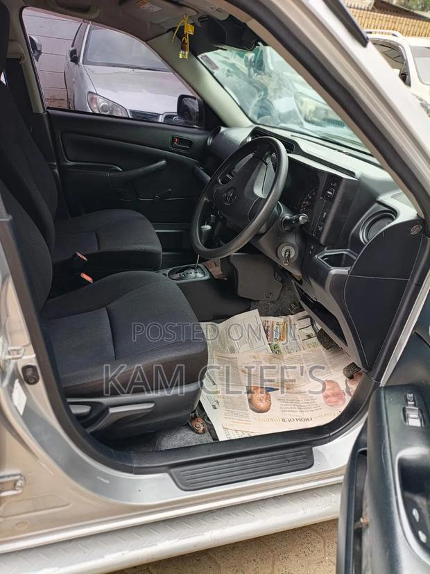 Toyota Probox 2018 Silver
