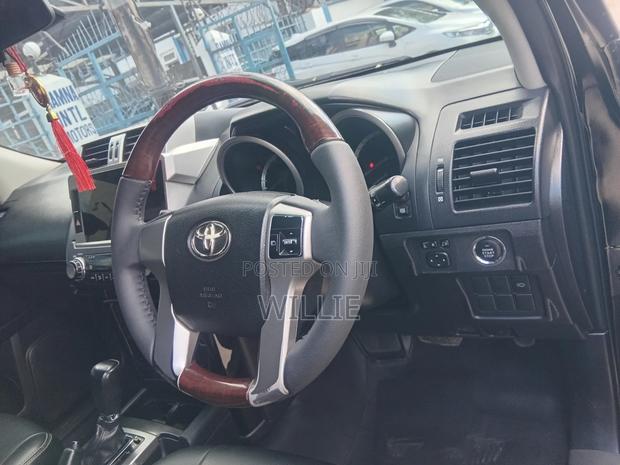 Toyota Land Cruiser Prado 2014 Black