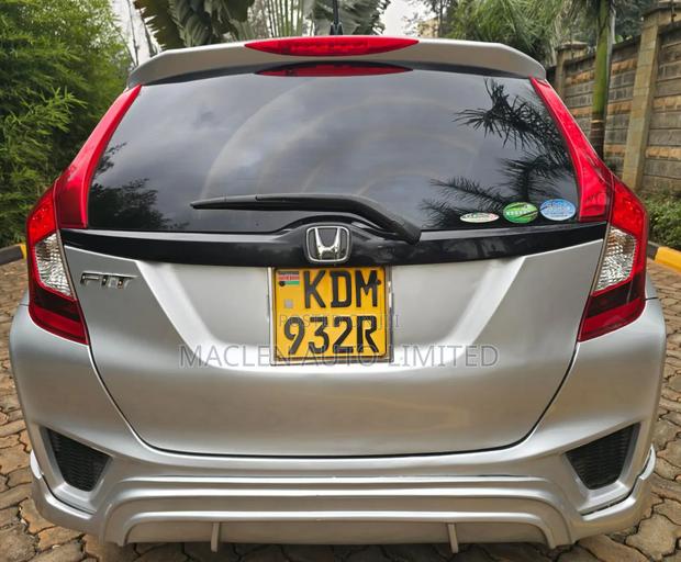 Honda Fit 2016 Silver
