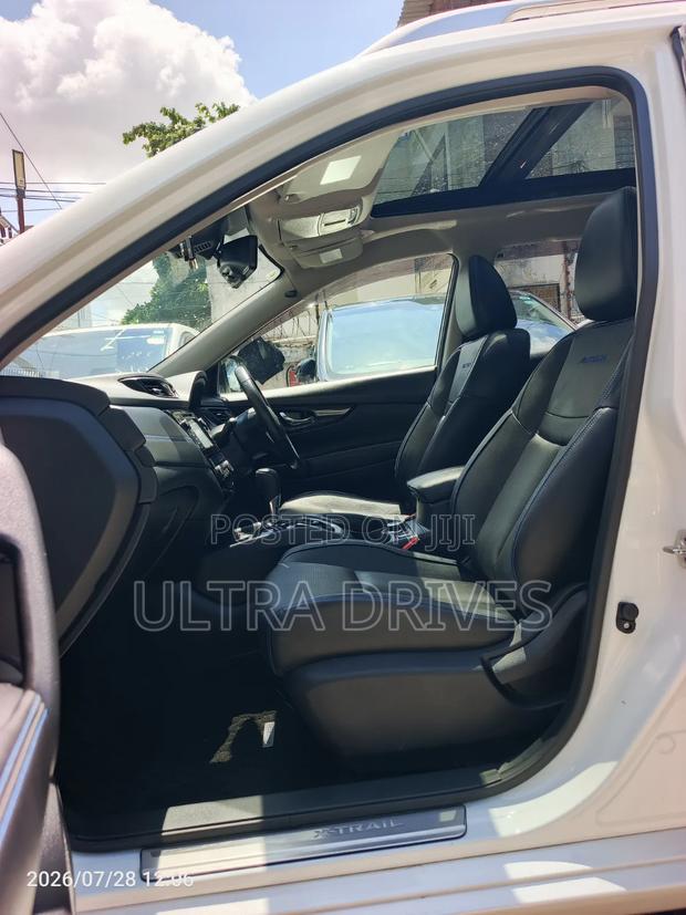 Nissan X-Trail 2019 White
