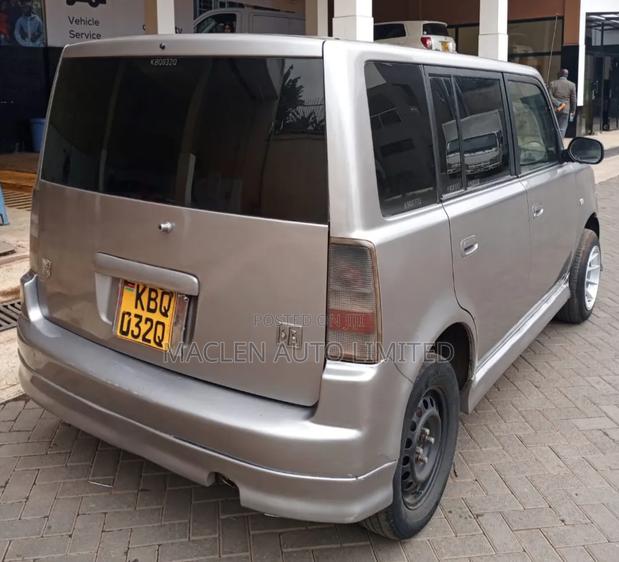 Toyota bB 2004 Silver