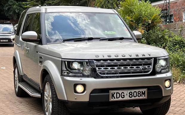 Land Rover Discovery 2014 Gold