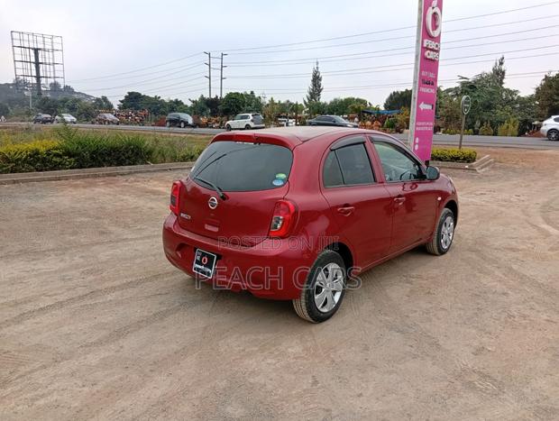 Nissan March 2018 Red