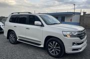Toyota Land Cruiser 4.6 V8 ZX 2019 White for sale