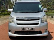 Toyota Noah 2009 Silver for sale
