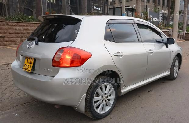 Toyota Auris 2008 Silver