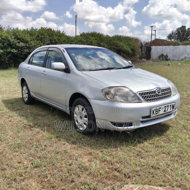 Toyota Corolla 2004 Silver