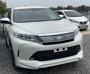 Toyota Harrier 2.5 Hybrid 4WD 2019 White for sale