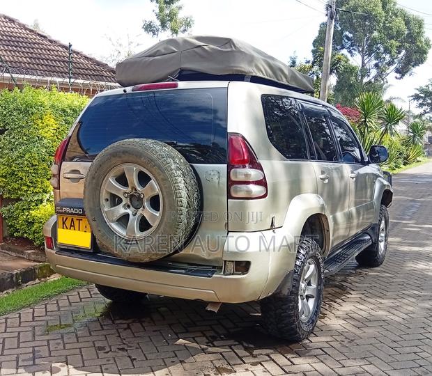 Toyota Land Cruiser Prado 2004 Gold