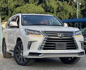 Lexus LX 570 (5 seats) AWD 2019 White for sale