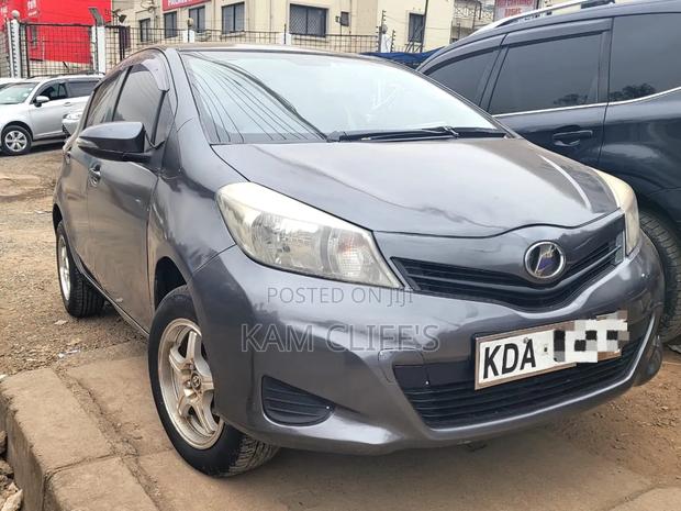 Toyota Vitz 2013 Gray